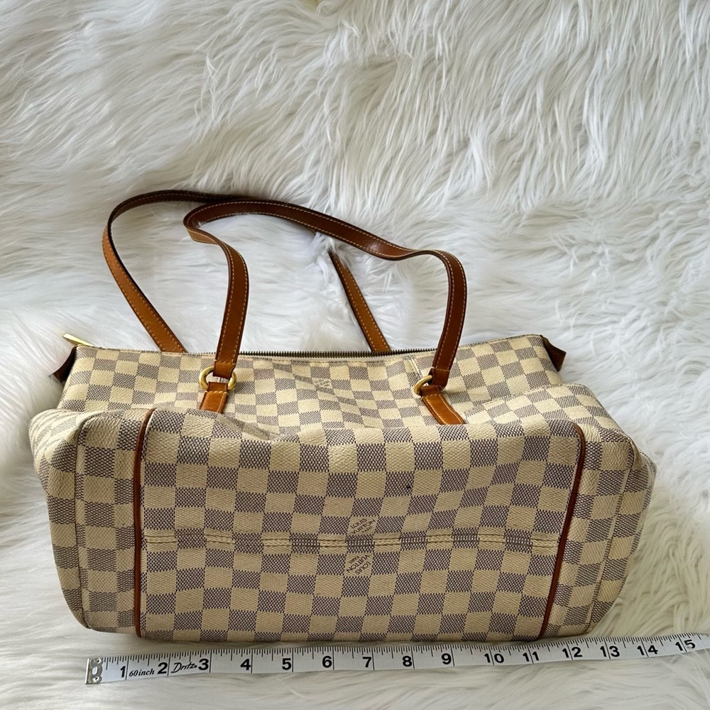 Louis Vuitton Damier Azur totally MM tote bag - Picture 12 of 14